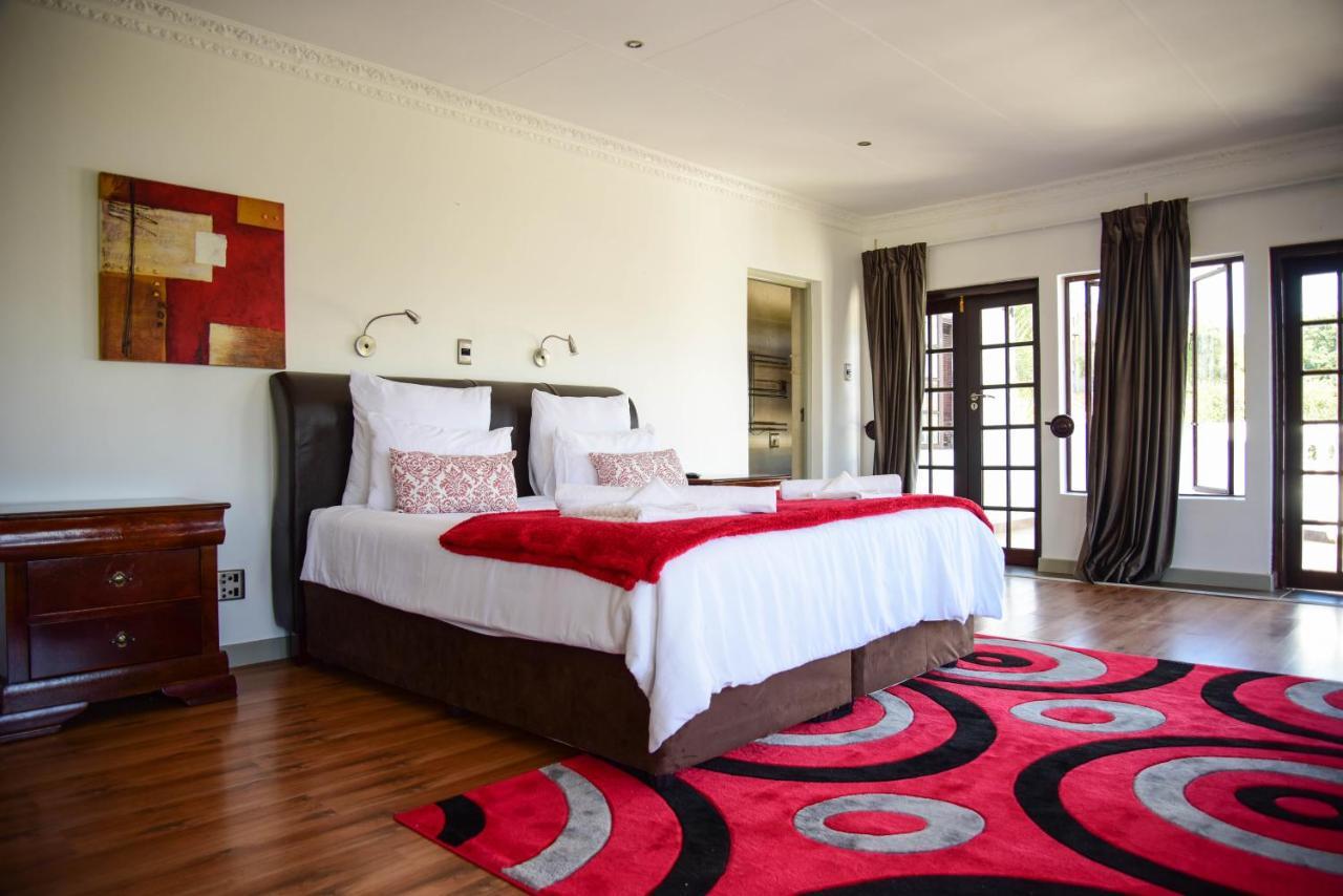 Indlovukazi Guesthouse ฮาร์ทบีสบูร์ท ภายนอก รูปภาพ
