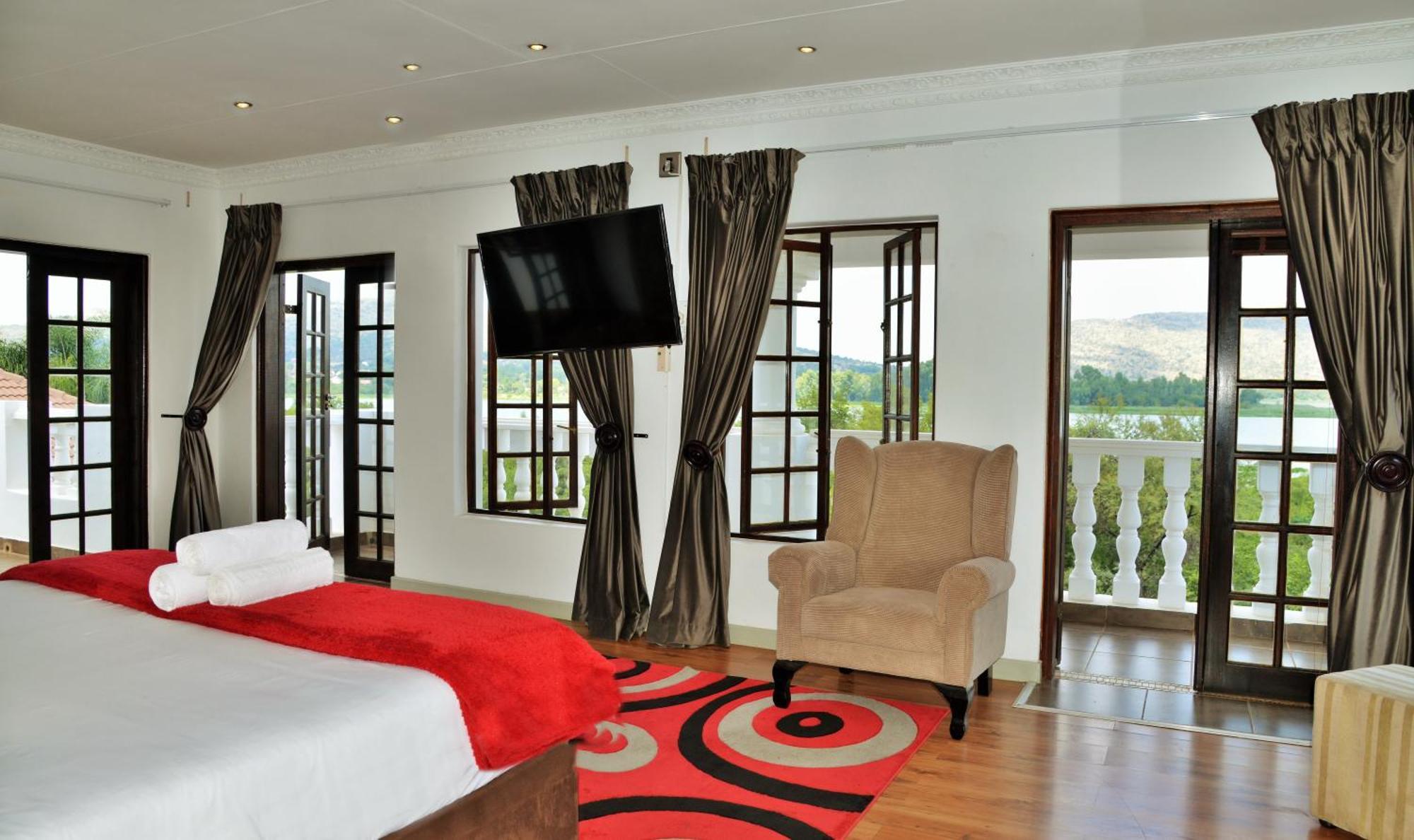 Indlovukazi Guesthouse ฮาร์ทบีสบูร์ท ภายนอก รูปภาพ