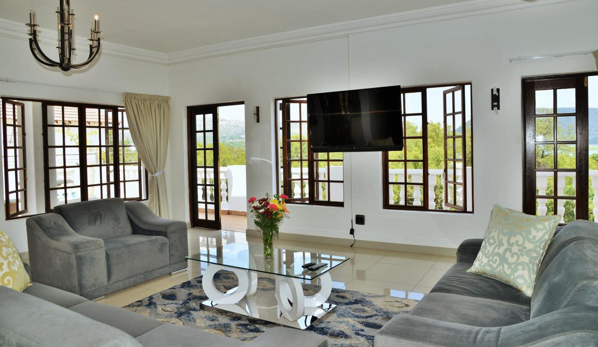 Indlovukazi Guesthouse ฮาร์ทบีสบูร์ท ภายนอก รูปภาพ